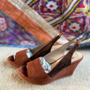 Giraudon New York Anthropologie Brown Wedges size 39 9
